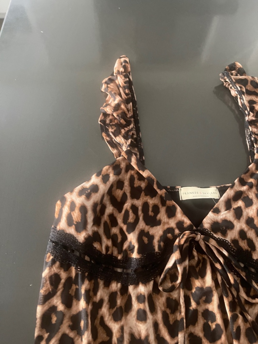 Leopard Print Camisole - Picture 3 of 9